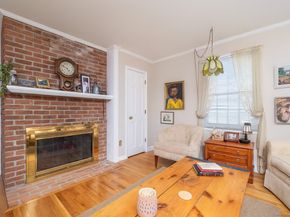 19 Prospect Ridge APT 14, Ridgefield CT 06877
