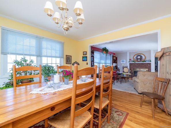 19 Prospect Ridge APT 14, Ridgefield CT 06877