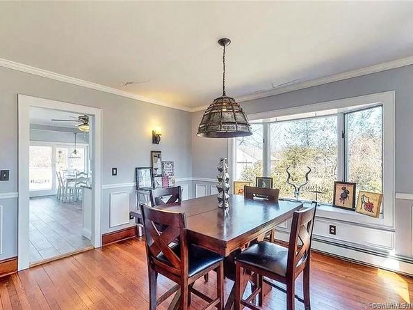 121 Lewis Road, Trumbull CT 06611