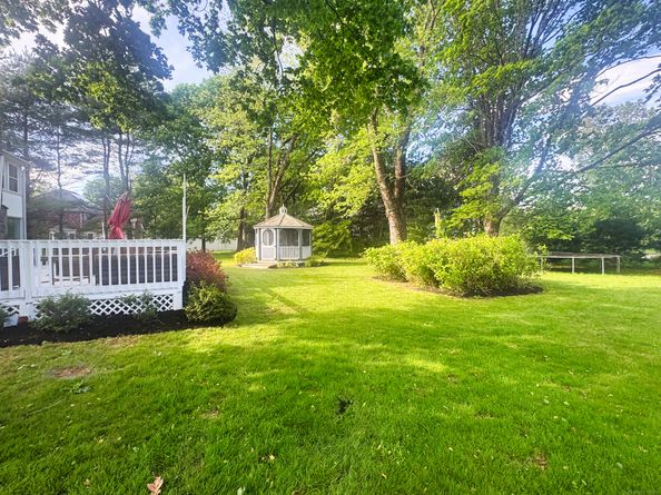 121 Lewis Road, Trumbull CT 06611