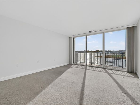 100 Seaview Avenue 3I, Norwalk CT 06855