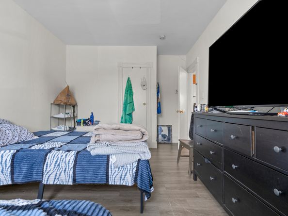 318 Center Street, Bridgeport CT 06604