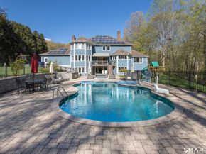 3 Crescent Lane, Trumbull CT 06611