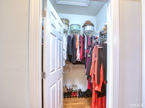 12 Briar Ridge Drive 12, Bethel CT 06801