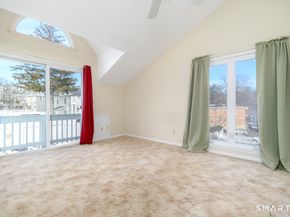 115 Flax Hill Road Apt 10, Norwalk CT 06854