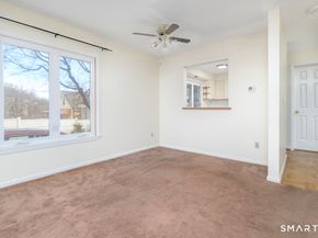 115 Flax Hill Road Apt 10, Norwalk CT 06854