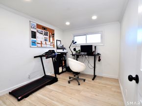 207 Hillcrest Road, Bridgeport CT 06606