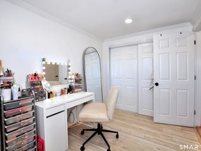 207 Hillcrest Road, Bridgeport CT 06606