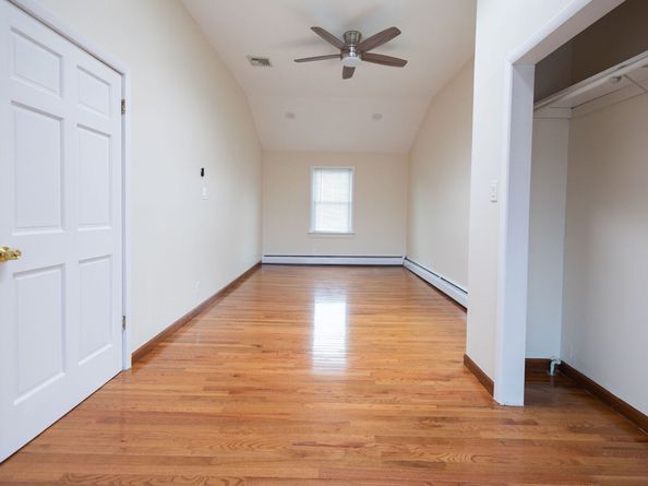 138 Infield Street, Bridgeport CT 06606