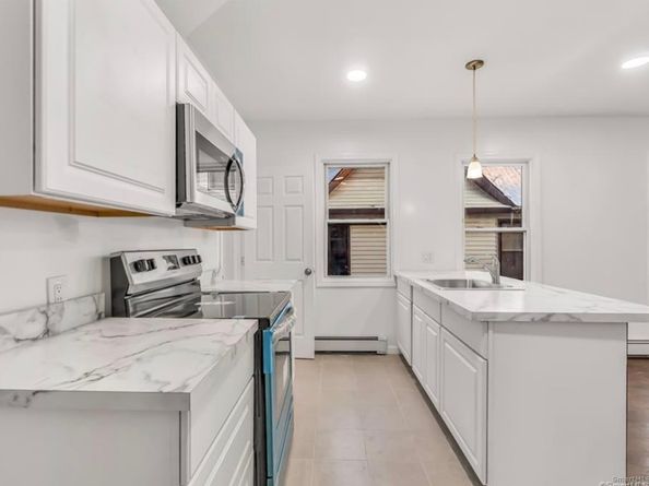 74 Carleton Avenue, Bridgeport CT 06604