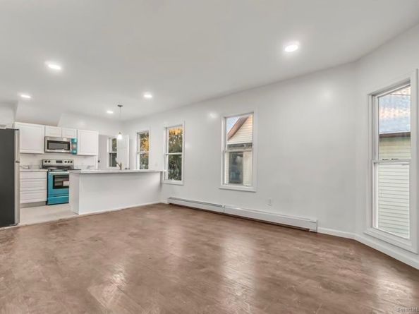 74 Carleton Avenue, Bridgeport CT 06604