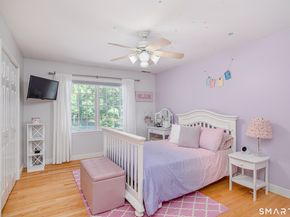 8 Woodridge Lane, New Fairfield CT 06812