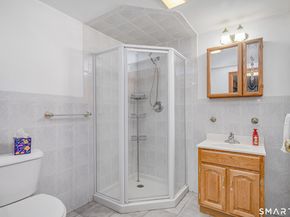 8 Woodridge Lane, New Fairfield CT 06812