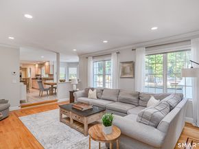 8 Woodridge Lane, New Fairfield CT 06812