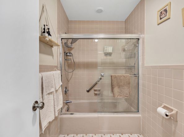 183 Apache Lane A, Stratford CT 06614