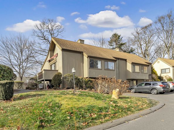 183 Apache Lane A, Stratford CT 06614