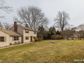 5 Mount Pleasant Road, Newtown CT 06470