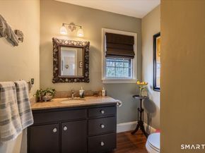 5 Mount Pleasant Road, Newtown CT 06470