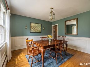 5 Mount Pleasant Road, Newtown CT 06470