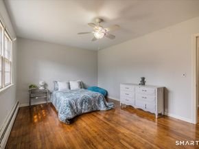 5 Mount Pleasant Road, Newtown CT 06470