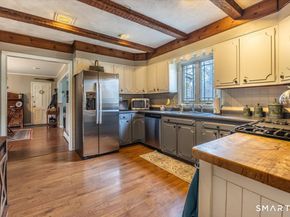 5 Mount Pleasant Road, Newtown CT 06470