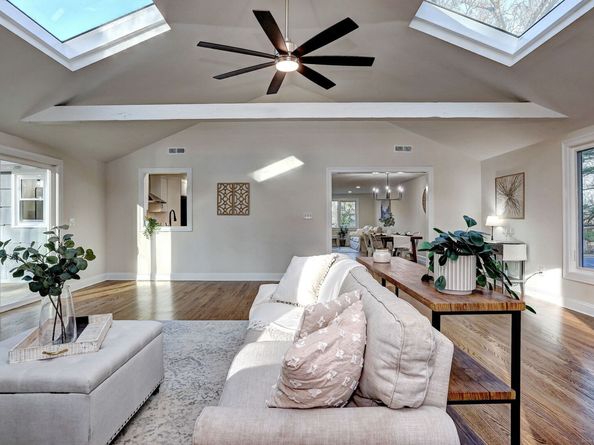 5 Robert Frost Drive, Shelton CT 06484