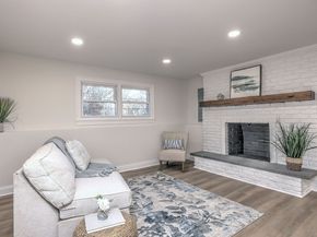 5 Robert Frost Drive, Shelton CT 06484