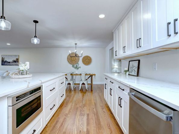 5 Robert Frost Drive, Shelton CT 06484