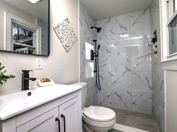 5 Robert Frost Drive, Shelton CT 06484