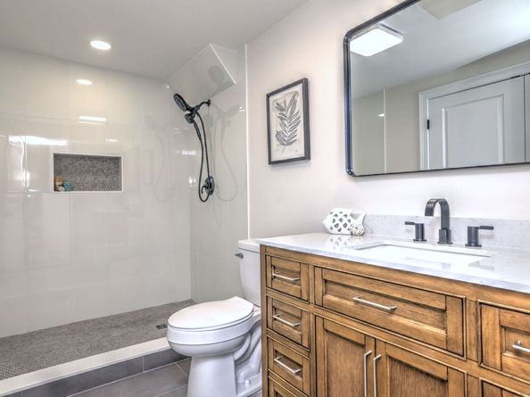 5 Robert Frost Drive, Shelton CT 06484