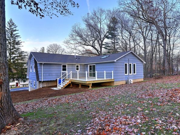 5 Robert Frost Drive, Shelton CT 06484