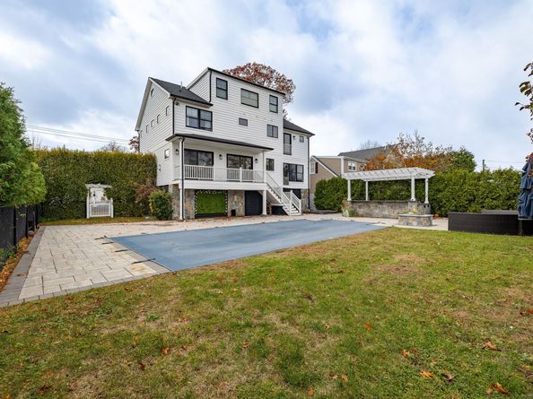 783 Reef Road, Fairfield CT 06824