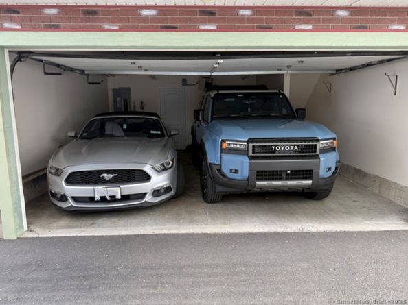 19 Stillwater Avenue APT E, Stamford CT 06902