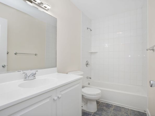 19 Stillwater Avenue APT E, Stamford CT 06902