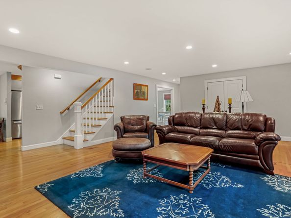 8 Moorland Road, Trumbull CT 06611