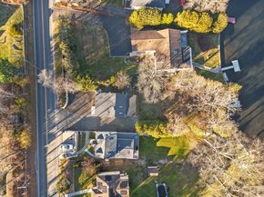 128 Ball Pond Road, New Fairfield CT 06812