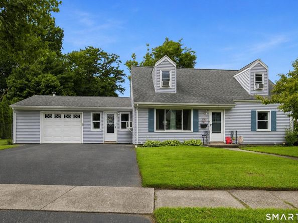 270 Delaware Drive, Stratford CT 06614