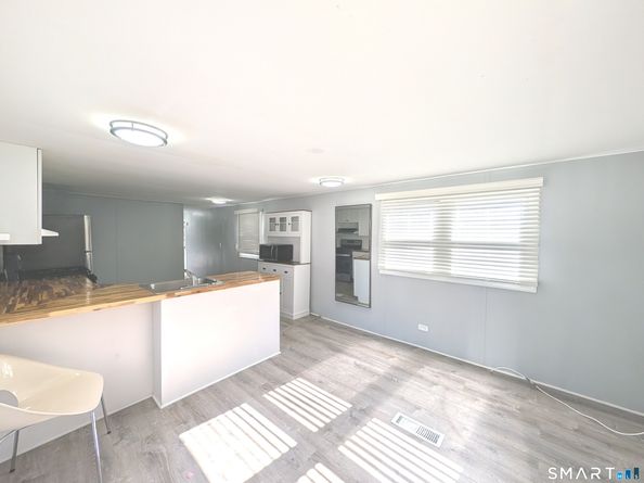 31 Spruce Drive, Shelton CT 06484