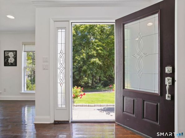 74 Hastings Lane, Stamford CT 06905