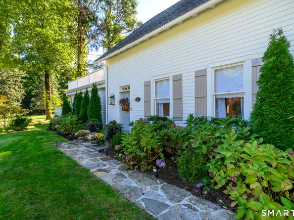 14 Stanton Drive, Stamford CT 06902