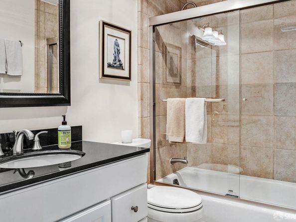 1200 Gough Street 13B, San Francisco CA 94109