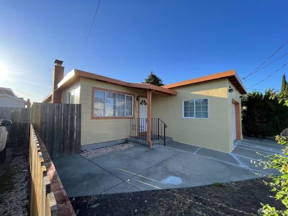 2857 16th Street, San Pablo CA 94806