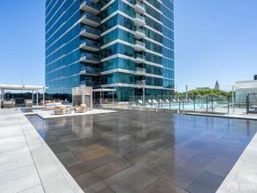 425 1st Street 1601, San Francisco CA 94105