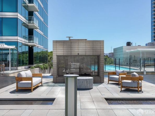 425 1st Street 1601, San Francisco CA 94105