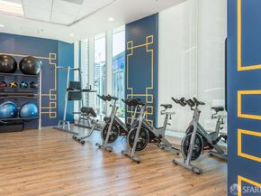 425 1st Street 1601, San Francisco CA 94105