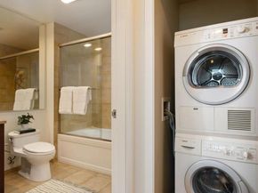 425 1st Street 1601, San Francisco CA 94105