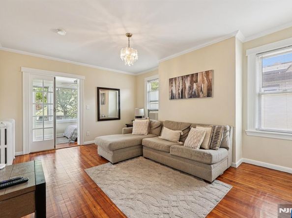 5 77th Street, North Bergen NJ 07047
