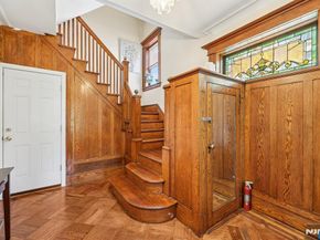 5 77th Street, North Bergen NJ 07047