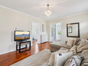 5 77th Street, North Bergen NJ 07047