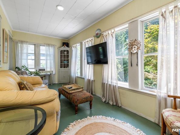 140 Prospect Street, Leonia NJ 07605